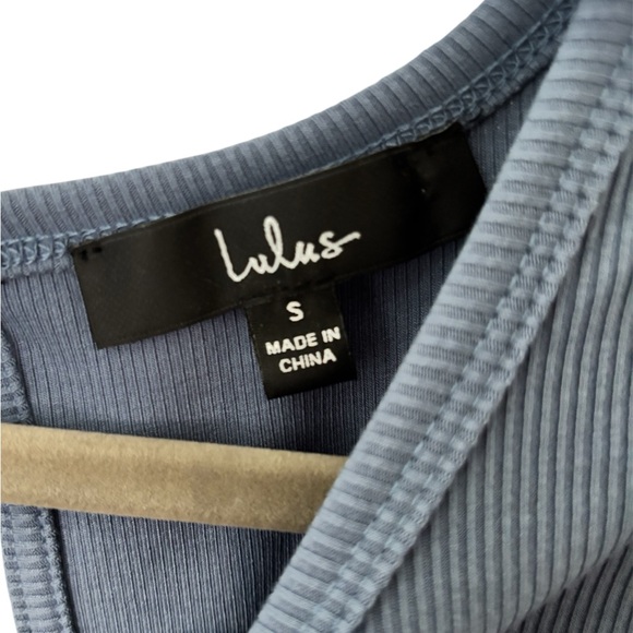 Lulu’s Ribbed Lettuce Edge Romper - Small - Picture 4 of 4